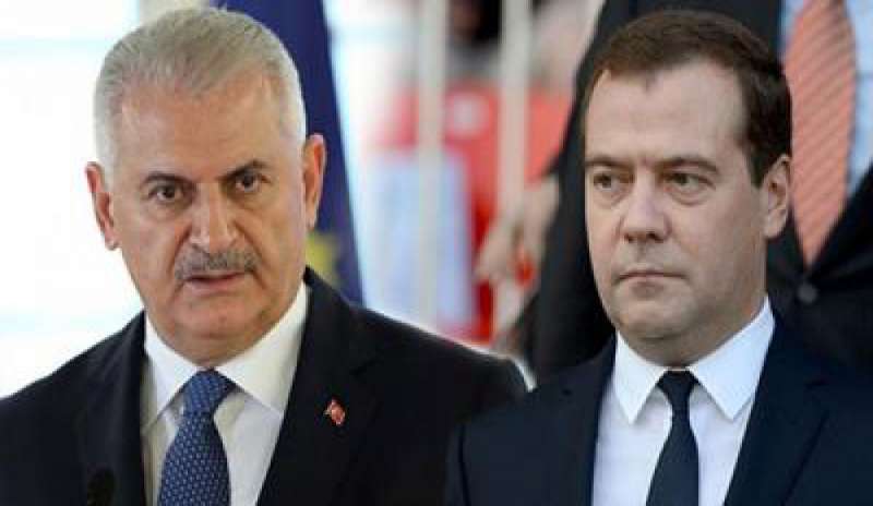 Distensione tra Mosca e Ankara, a dicembre incontro Yildirim-Medvedev