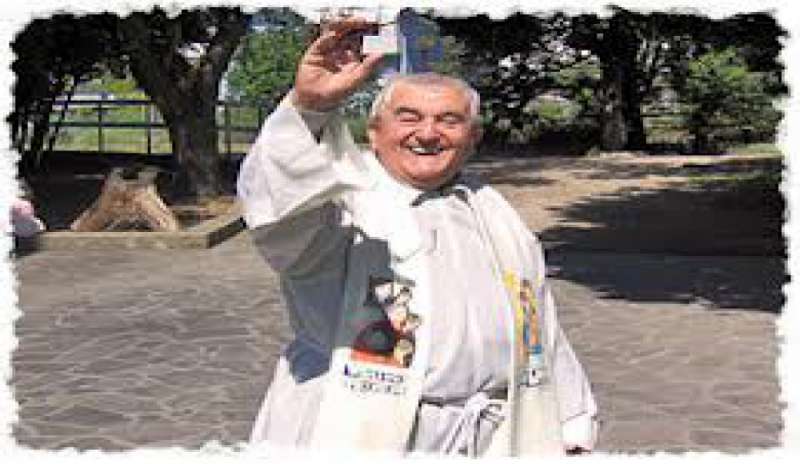Don Oreste Benzi: una vita che parla di santità