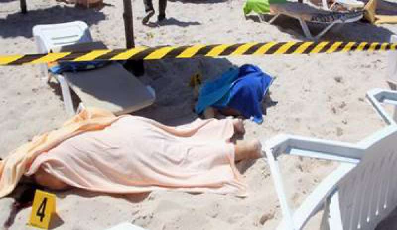 Due anni fa l’attacco al resort di Susa, la Tunisia ricorda le 38 vittime