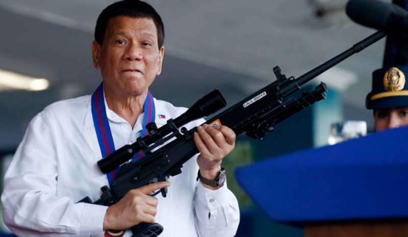 Duterte choc, bestemmie in tv