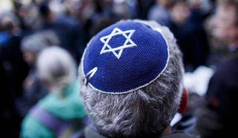 “Ebrei attenti: pericoloso portare sempre la Kippah”