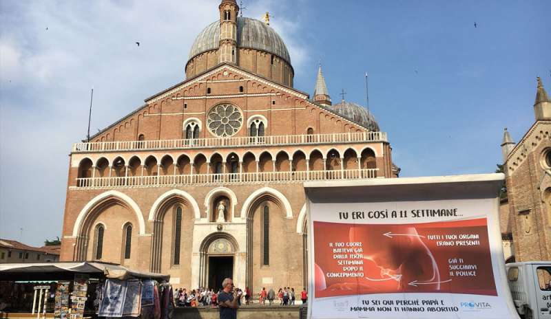 Ecco la più grande campagna pro-life nella storia d'Italia