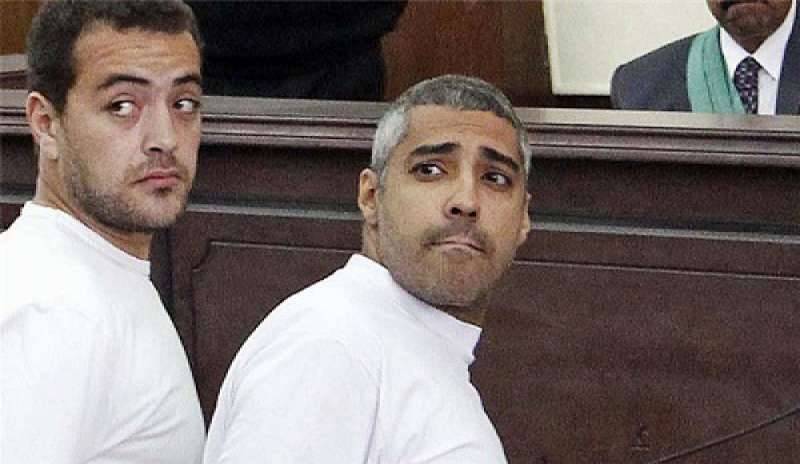Egitto, liberati i due giornalisti di al-Jazera. Al Sisi: “il caso non è chiuso”