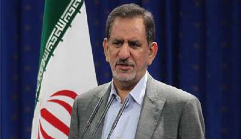 Elezioni in Iran, il vicepresidente fa marcia indietro: “Voto Rohani”