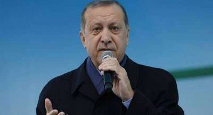 Erdogan a Bruxelles: “Stop ai negoziati se non aprite nuovi capitoli”