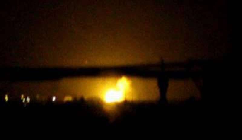 Esplosioni all’aeroporto di Damasco, Hezbollah: “Probabili raid israeliani”
