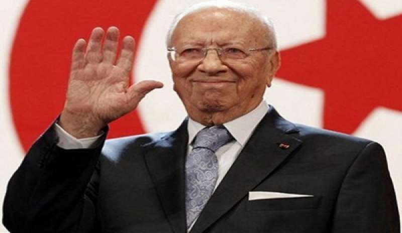 Essebsi nuovo presidente della Tunisia, con la benedizione dell’Europa