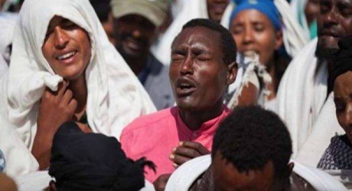ETIOPIA, HUMAN RIGHTS WATCH DENUNCIA: ” PIU’ DI 400 MORTI PER GLI SCONTRI DI OROMO”
