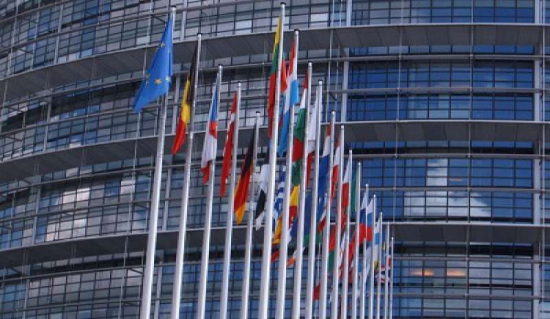 Eurogruppo, Grecia: “Le proposte dell’Ue sono assurde e inaccettabili”