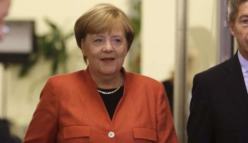 Exit poll in Germania: vince la Merkel, crolla l’Spd e vola l’ultradestra