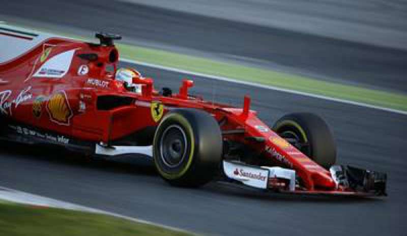 F1, la Ferrari trionfa a Melbourne. Vettel esulta in italiano