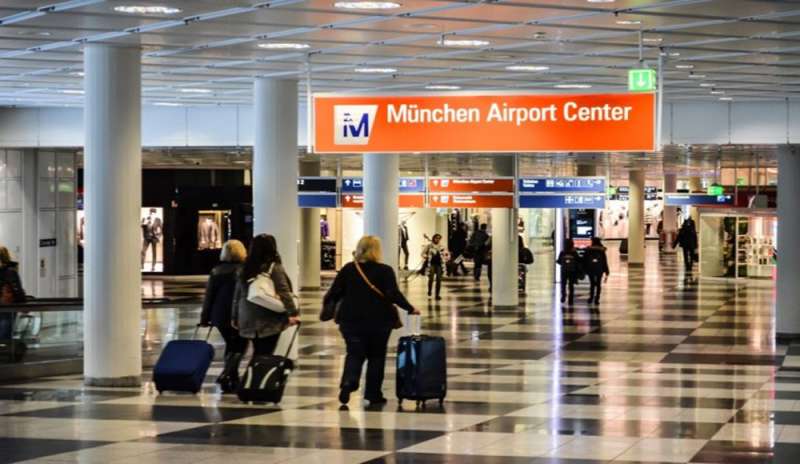 Fa scattare l'allarme allo scalo di Monaco di Baviera: 130 voli cancellati