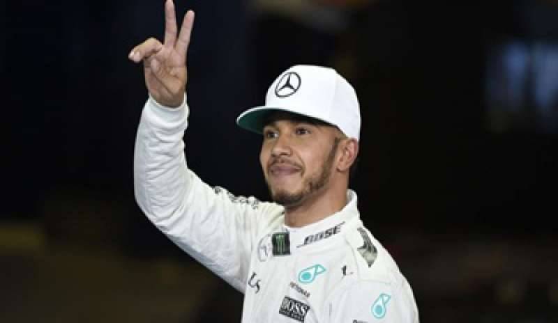 Formula Uno, Hamilton centra la 68esima pole in carriera: è record!