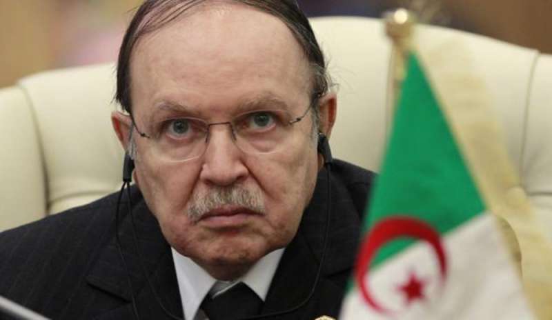 Forze armate: Bouteflika fa tabula rasa</p>