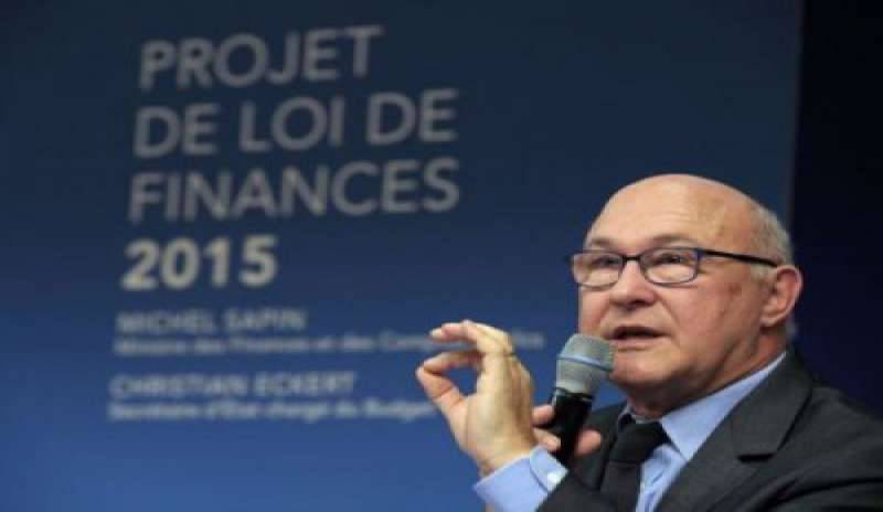 La Francia dice no all’austerity e sfida l’Europa