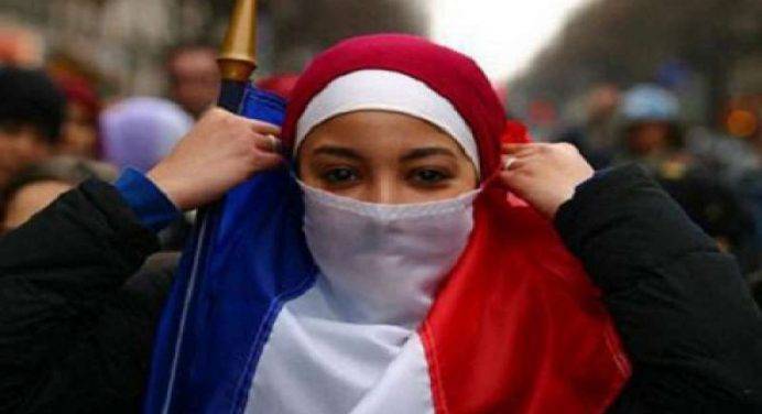 In Francia le università aprono le porte all’Islam