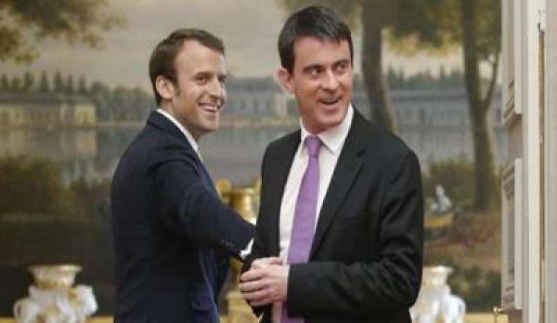 Francia, l’ex premier Valls lascia il partito socialista: “Si conclude una parte della mia vita”