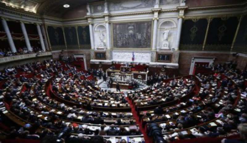 Francia, si apre il dibattito sulla Palestina: il voto è previsto per il 2 dicembre