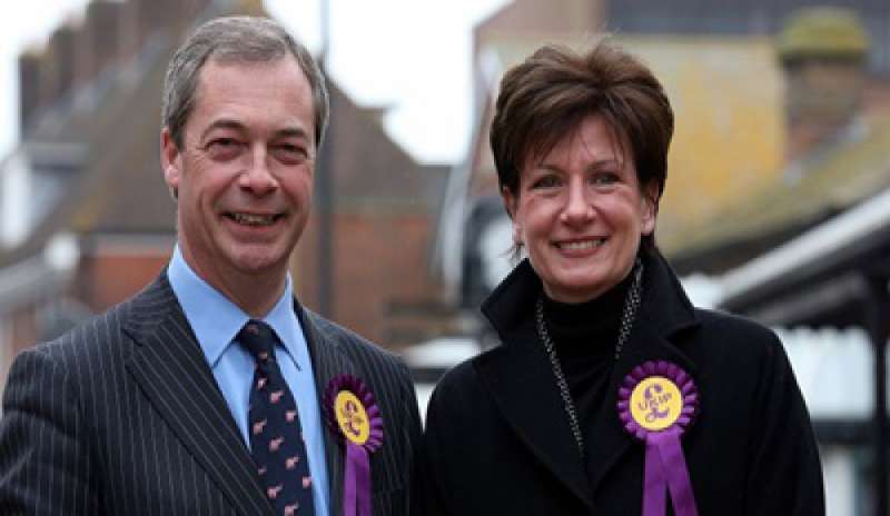 Gb, Ukip nel caos: Diane James si dimette. Farage: “Non torno neanche per 10 milioni”