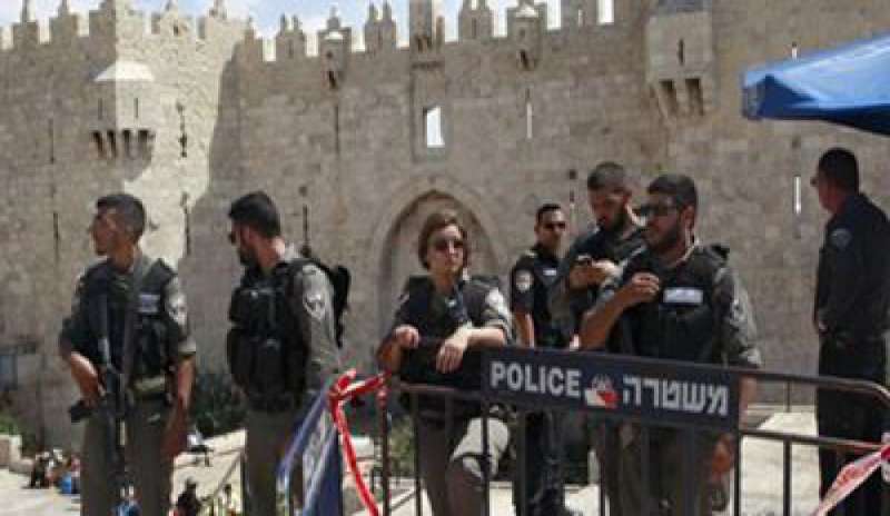 Gerusalemme, poliziotta israeliana uccisa a coltellate. Isis e Hamas rivendicano