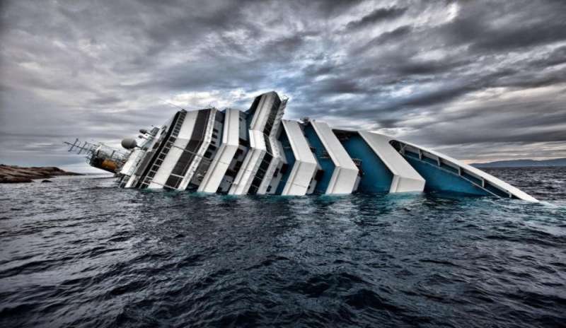 Il Giglio conta i danni: 189 milioni per il naufragio della Concordia