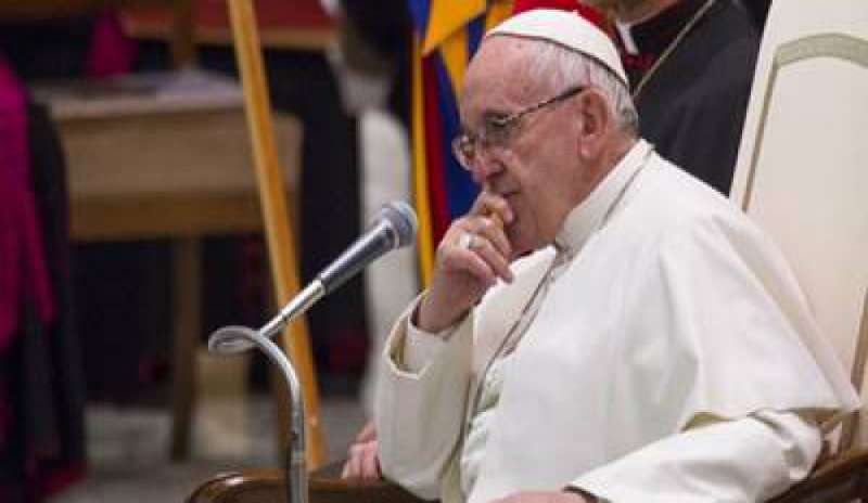 Giornata delle Comunicazioni sociali, Bergoglio: “La vita dell’uomo non è solo una cronaca asettica di avvenimenti”