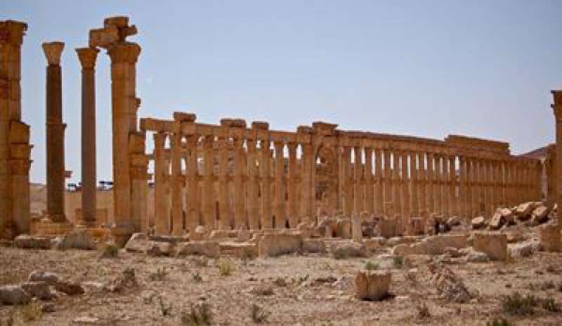 Gli archeologi: “Palmira non è del tutto distrutta: presto si potrà ricostruire”