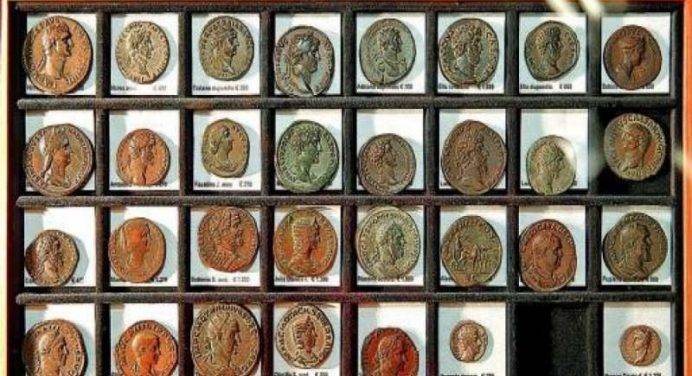 L’Italia restituisce alla Grecia 80 monete antiche