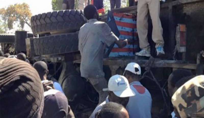 Haiti: autobus investe e uccide 34 persone. Polizia sventa il linciaggio del conducente