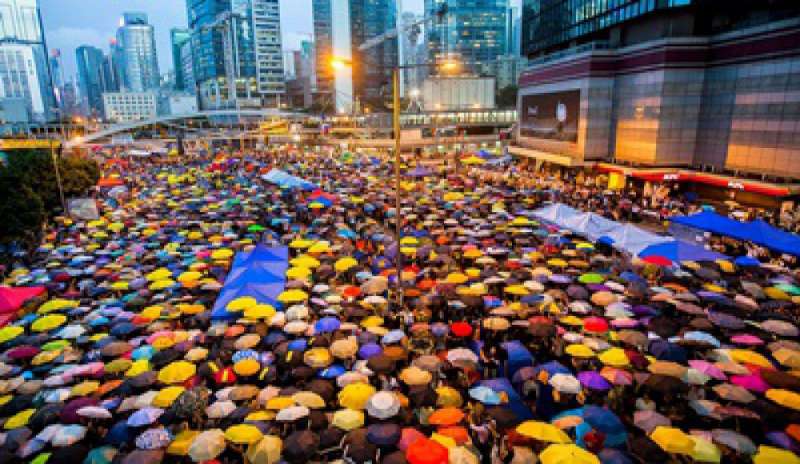 Hong Kong, arrestati i leader del Movimento degli ombrelli