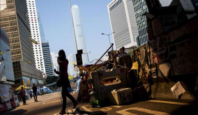 Hong Kong: nuovi scontri dopo lo smantellamento di Mong Kok
