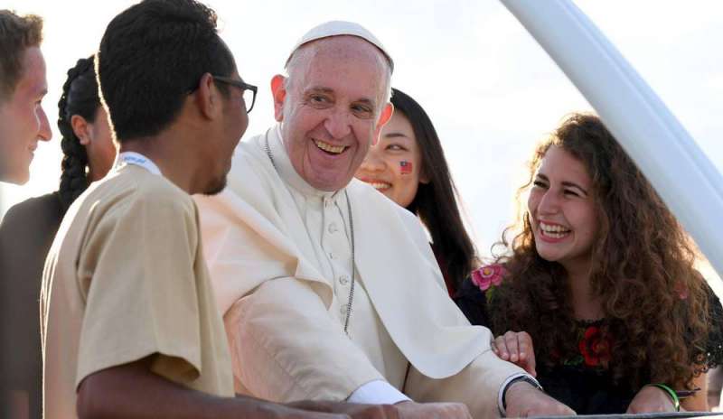 I giovani in cammino per incontrare Papa Francesco