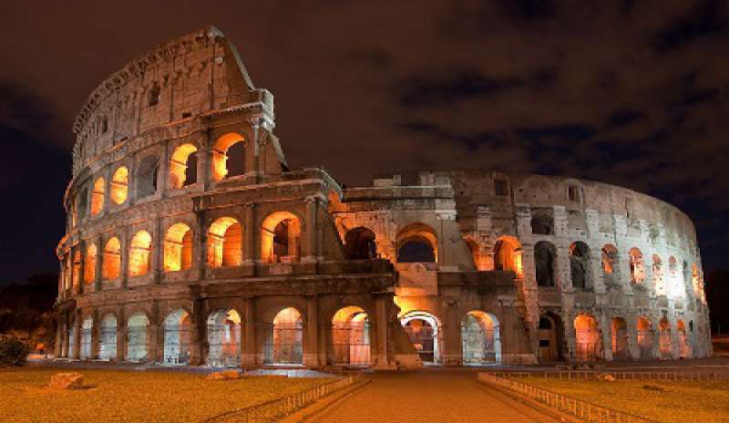 Il caso del Colosseo fa tremare i restauratori