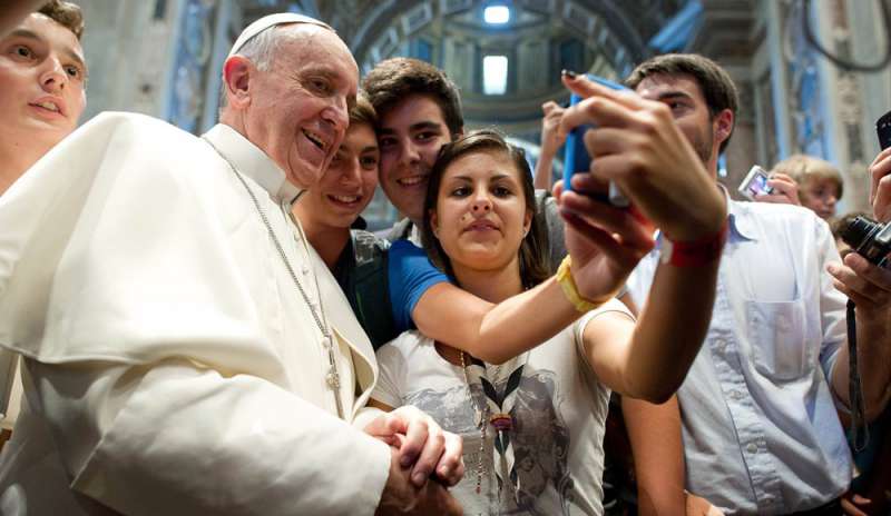 Il Papa ai giovani: “Il mondo ha bisogno di persone coraggiose”