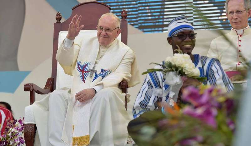 Il Papa ai giovani: “Le differenze non impediscono l'incontro”