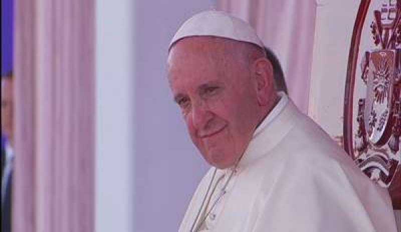 Il Papa ai nuovi ambasciatori: “Seguite la via della pace”