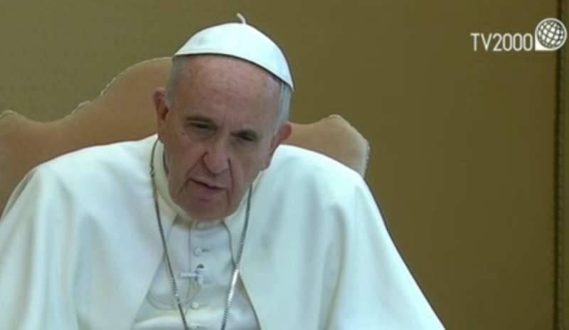 Il Papa: “Dio non è santificato nei cristiani che lottano per il potere”