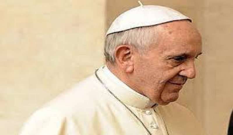 Il Papa: “I leader musulmani condannino il terrorismo”