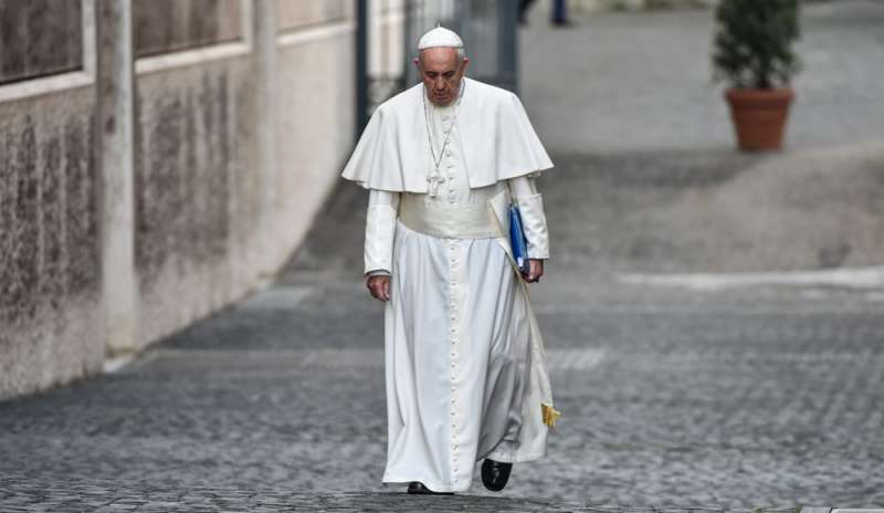 Il Papa: “Il lavoro sia coerente con la fede”