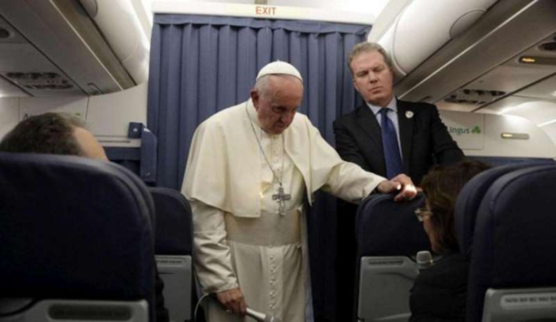 Il Papa: “L’integrazione come condizione per accogliere”