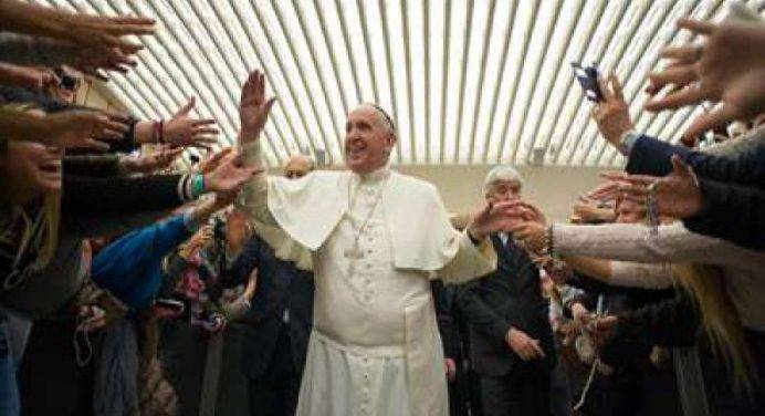 Il Papa: “La speranza è la virtù dei piccoli e non delude mai”