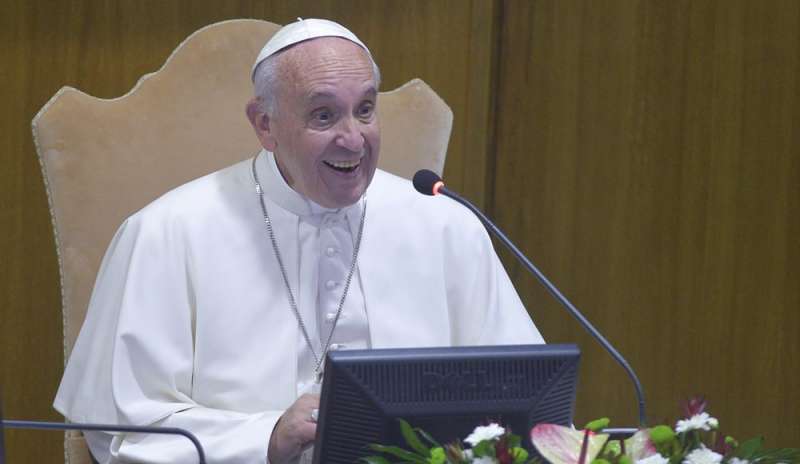 Il Papa: “Mediterraneo ed Egeo nuovi cimiteri d'Europa”
