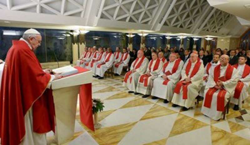 Il Papa a Santa Marta: “Pensiamo ai nostri martiri. A quelli di oggi, a quelli del 2015”