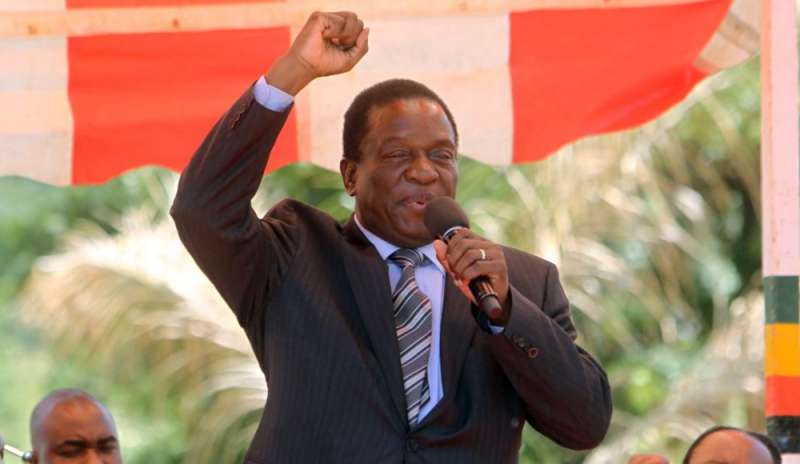 Il partito di Mnangagwa verso la maggioranza assoluta