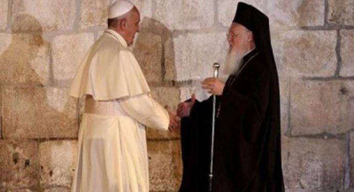 Il Patriarca Bartolomeo in Egitto con Papa Francesco per promuovere la pace