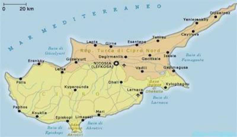 Il premier britannico May chiama Erdogan: “Ancora possibile un accordo storico su Cipro”