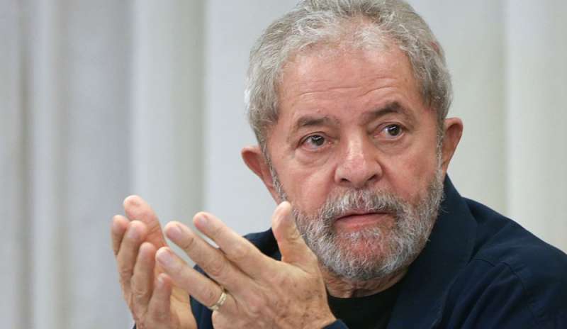 Il Pt scioglie le riserve: “Lula resta candidato”