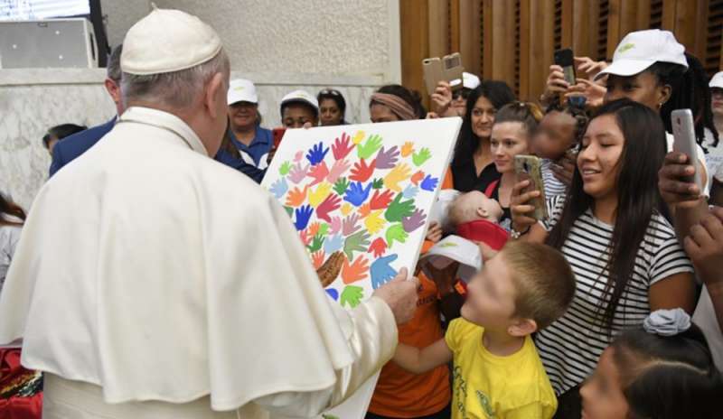 Il saluto del Papa alla cooperativa Auxilium