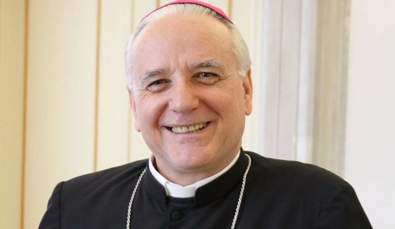 Il vescovo Pizziol tra i detenuti