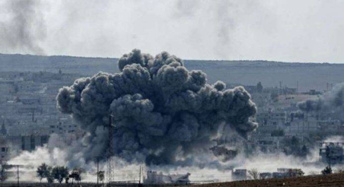In Siria due attentati suicida contro impianti di gas naturale